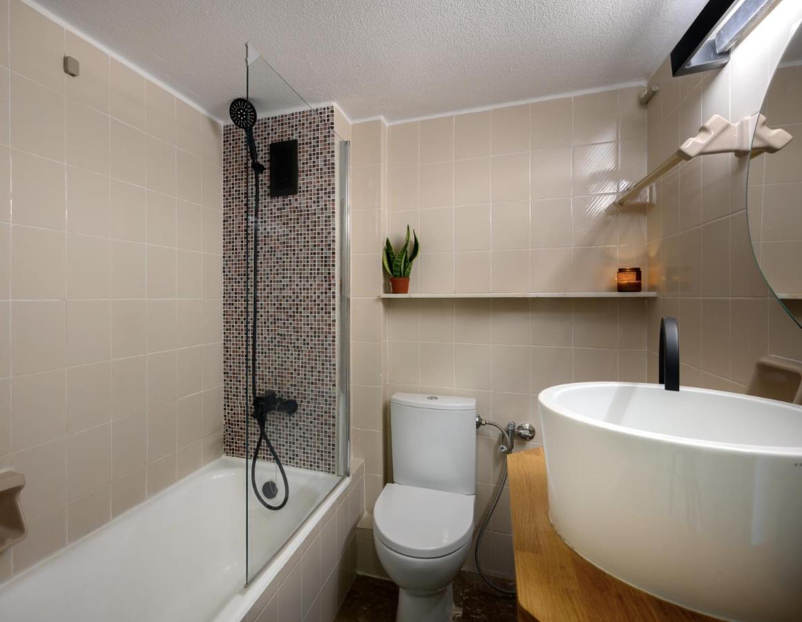 Relaxed Art Deco Maisonette Pagrati Athens Luaran gambar
