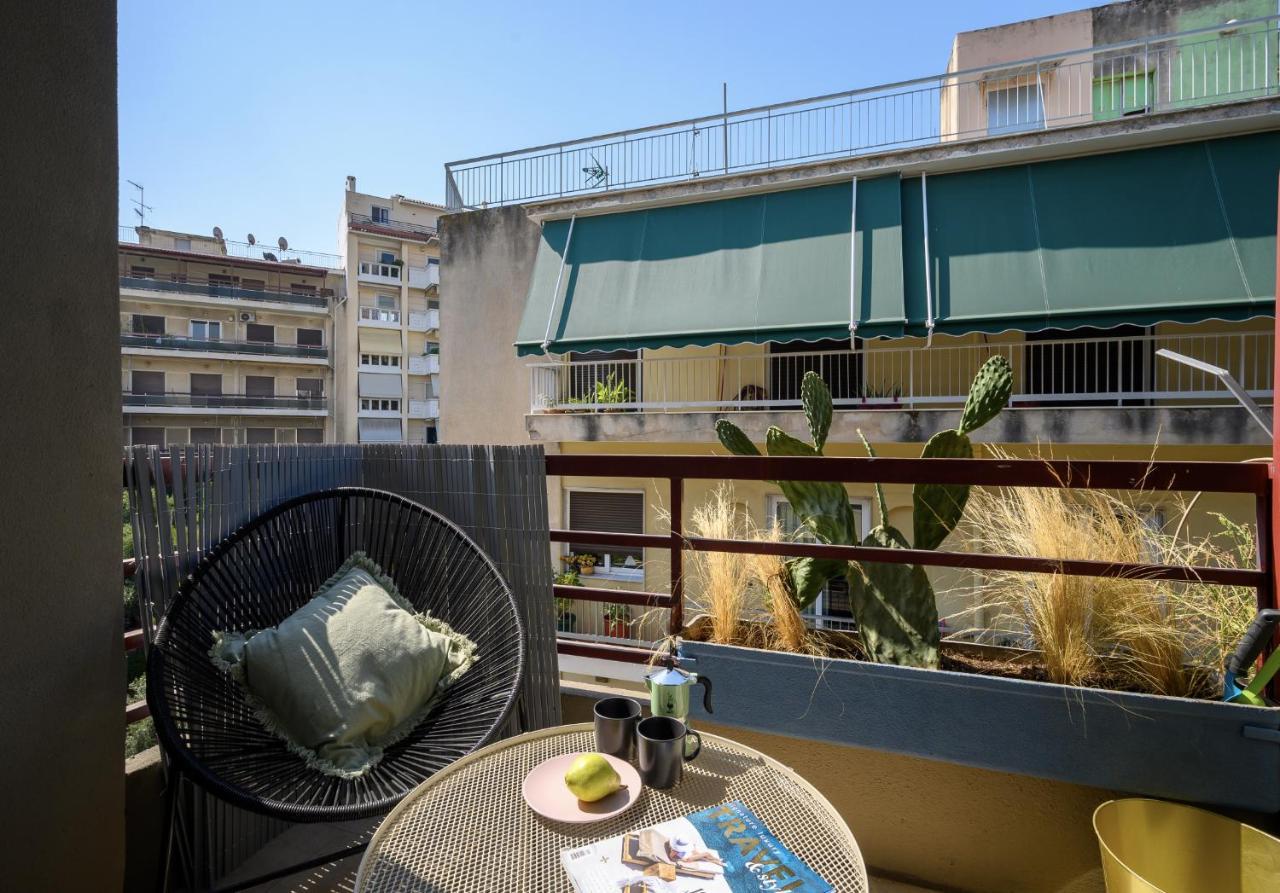 Relaxed Art Deco Maisonette Pagrati Athens Luaran gambar
